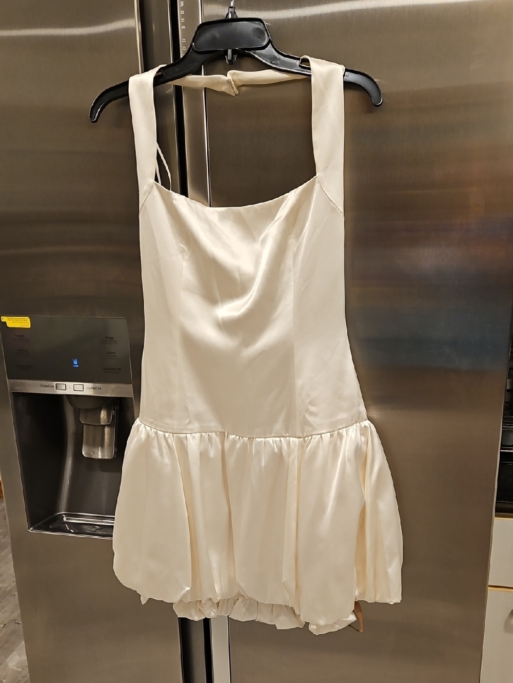 💕REFORMATION💕 The Babette Bubble Hem Silk Satin Halter Mini Dress Ivory 8 NWT - Picture 12 of 16